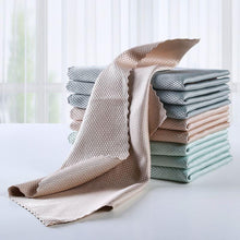 Load image into Gallery viewer, (Hot Sale-50% OFF) Fish Scale Microfiber Polishing Cleaning Cloth