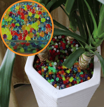 Load image into Gallery viewer, Magic Soil™ Biodegradable Plant Beads