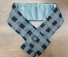 Load image into Gallery viewer, 【🎅EARLY CHRISTMAS SALE🎅】Wireless Heated Scarf