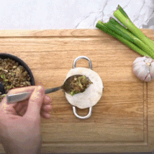 Load image into Gallery viewer, Stainless Steel Dumpling Mould