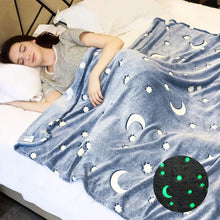 Load image into Gallery viewer, 【LAST DAY SALE】Glow In The Dark Blanket
