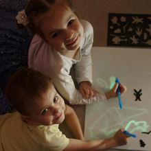 Load image into Gallery viewer, 🎅EARLY Christmas 50% OFF🎅 Children&#39;s Magic Luminous Drawing Board
