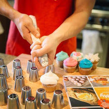 Load image into Gallery viewer, 【50% OFF】Decorative Cake Nozzle Set (11pcs)
