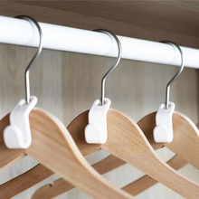 Load image into Gallery viewer, Space-Saving Clothes Hanger Connector Hooks
