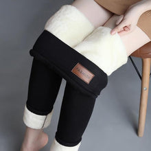 Load image into Gallery viewer, Women&#39;s Slimming Fleece Leggings
